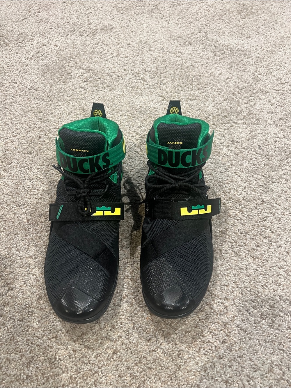 Nike Kids' High-Top Sneakers in Black & Green